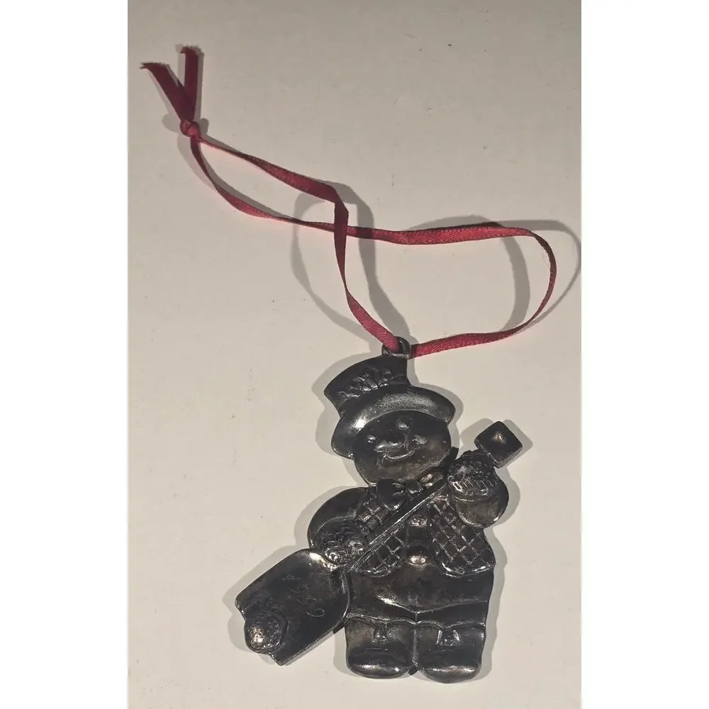 1999 Snowman with shovel Christmas Ornament Metal Holiday Decoration
